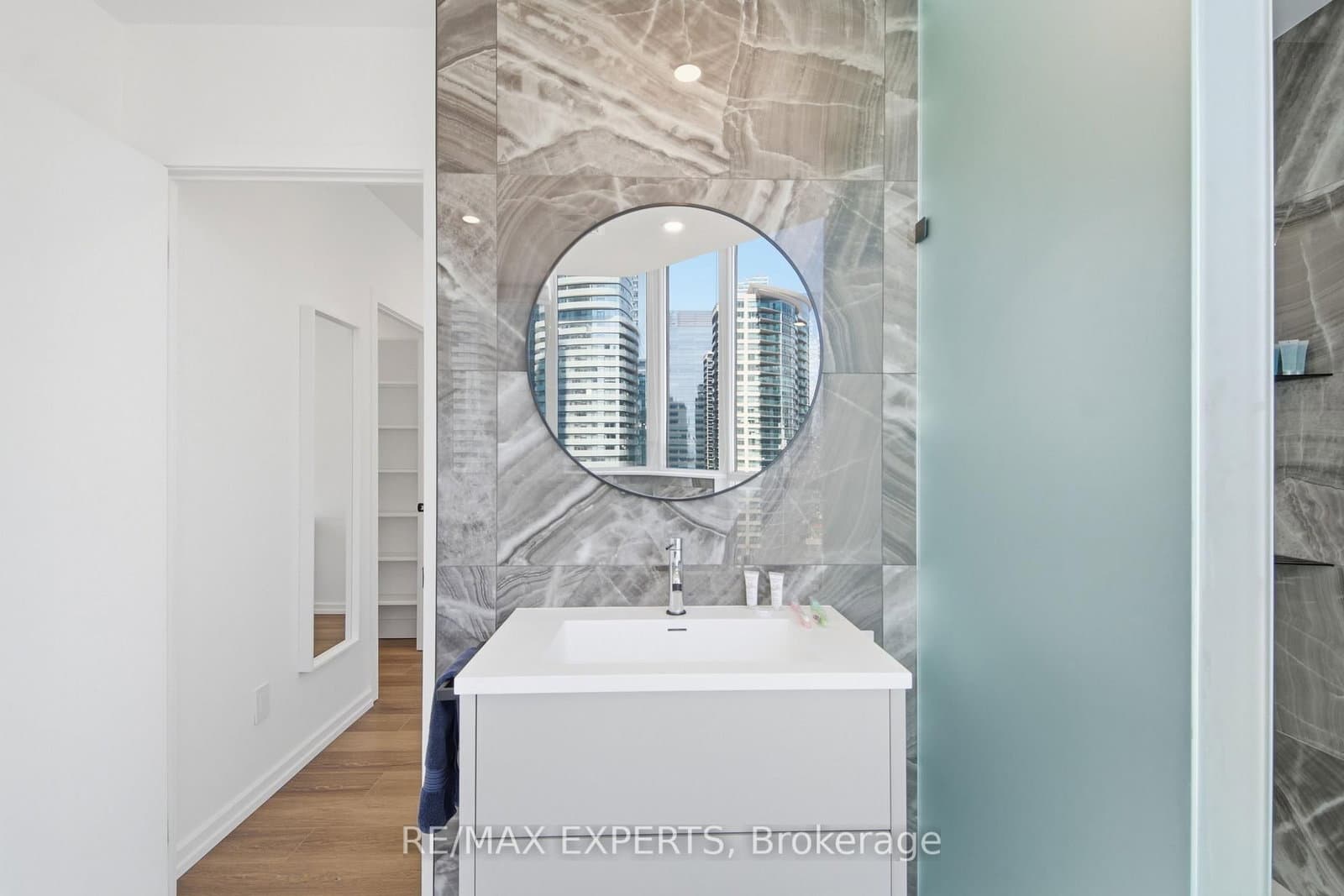 208 Queens Quay W, Unit 2211 thumbnail 22