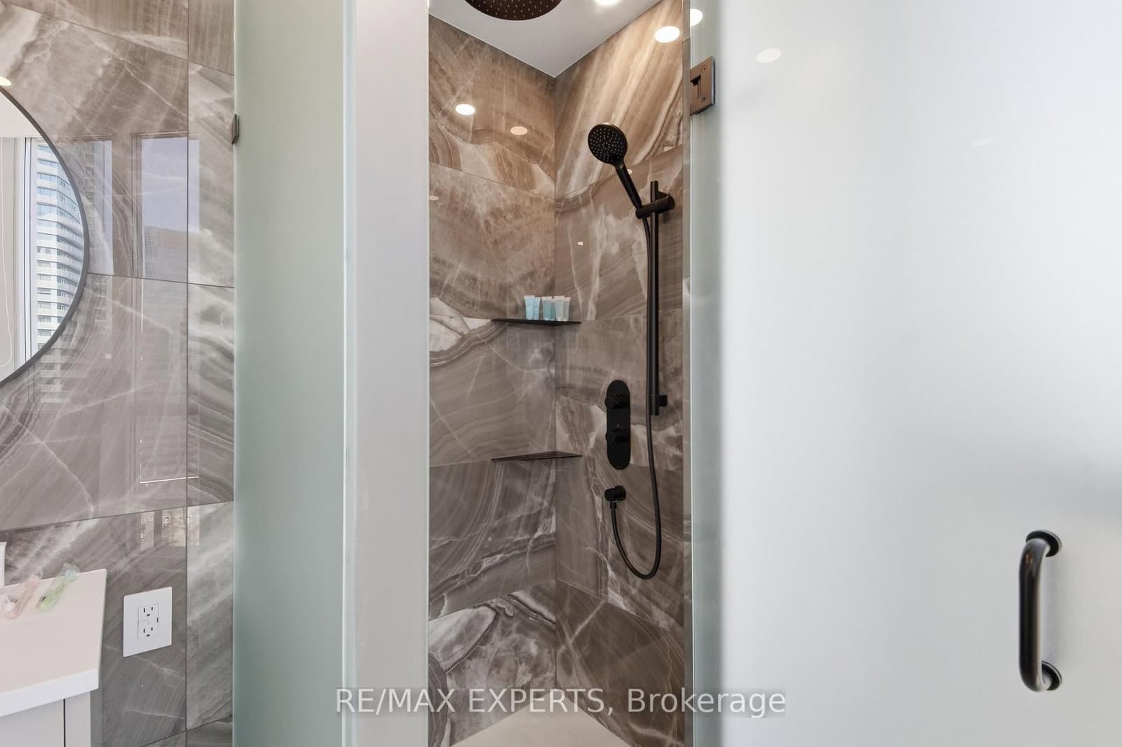 208 Queens Quay W, Unit 2211 thumbnail 23