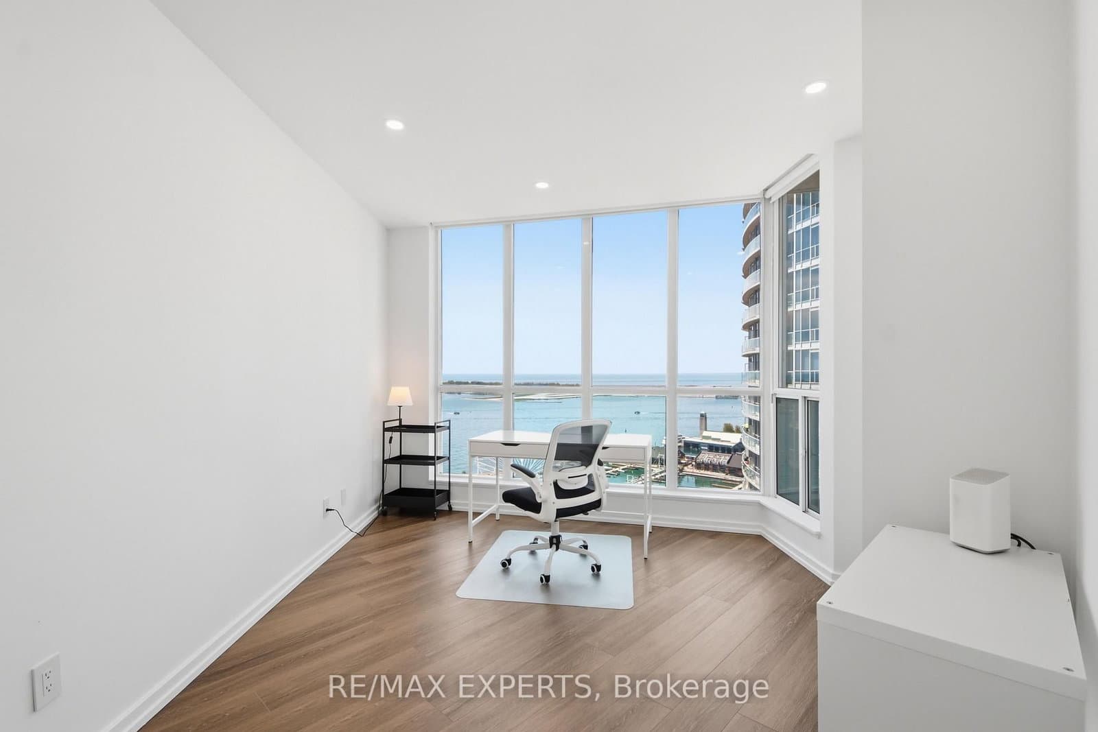 208 Queens Quay W, Unit 2211 thumbnail 24