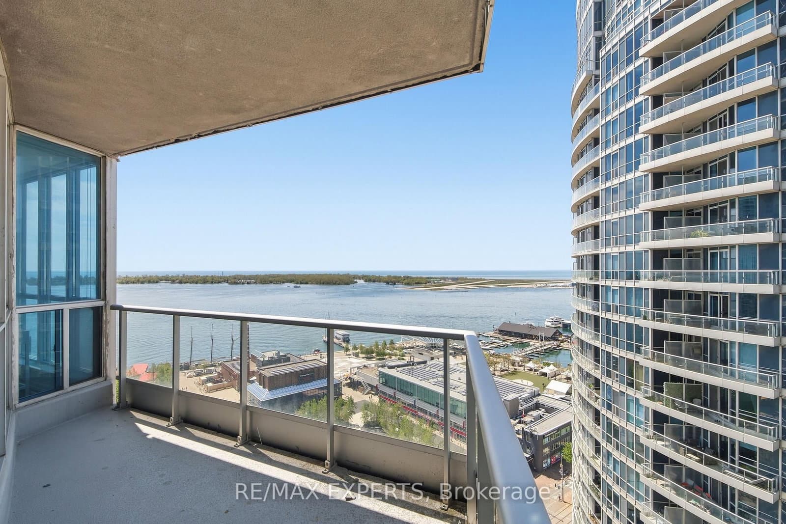 208 Queens Quay W, Unit 2211 thumbnail 33