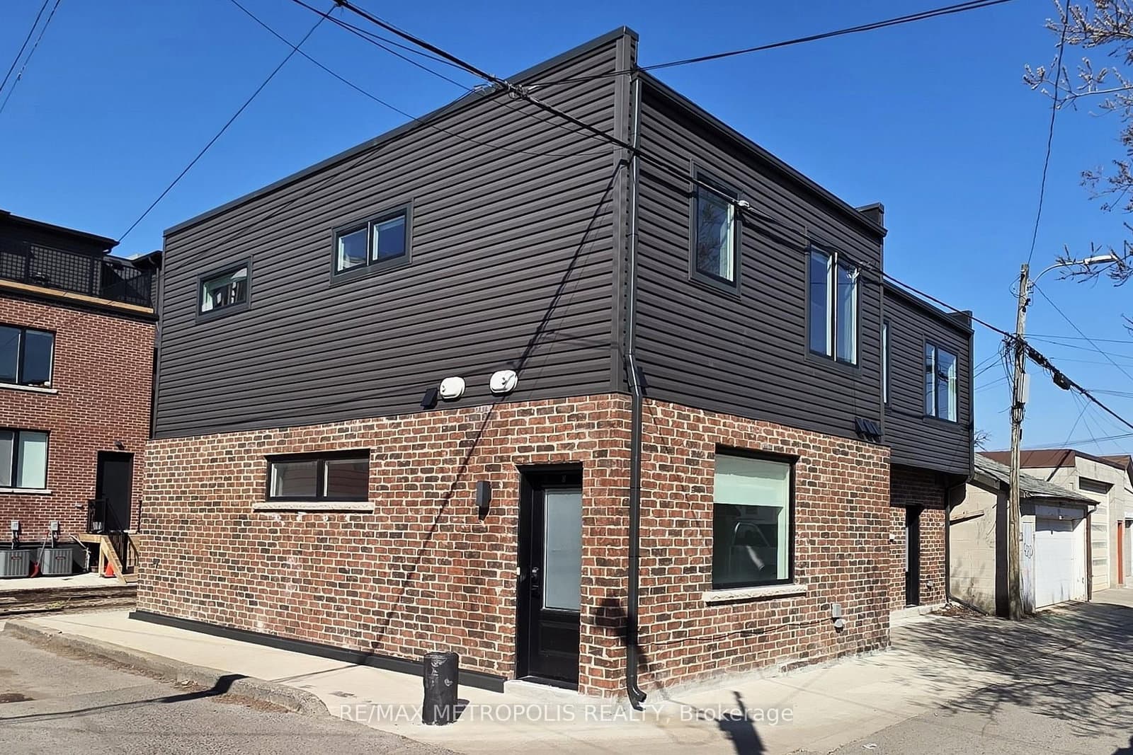 447 Lansdowne Avenue thumbnail 50