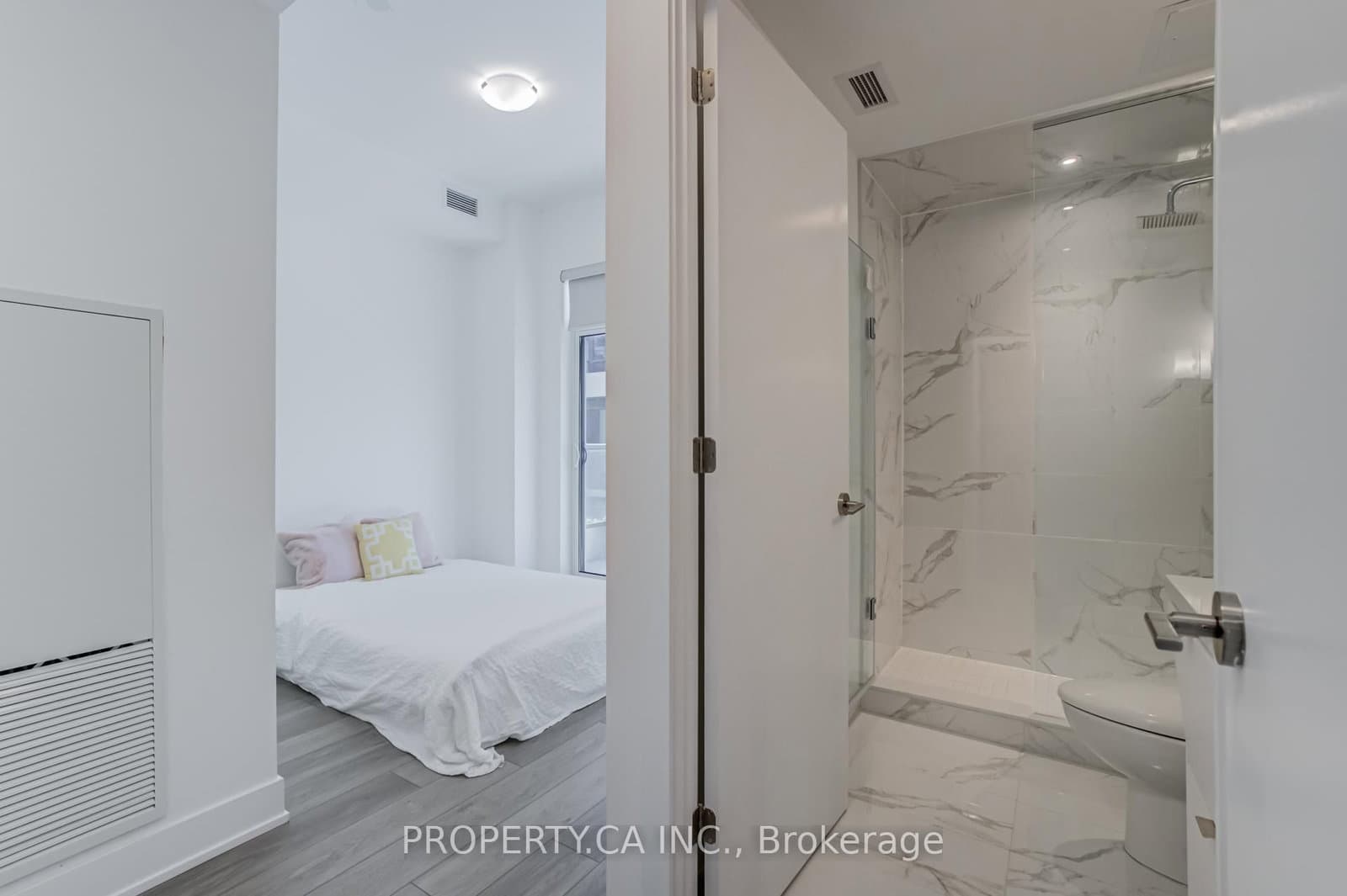 2 Teagarden Court N, Unit 102 thumbnail 15