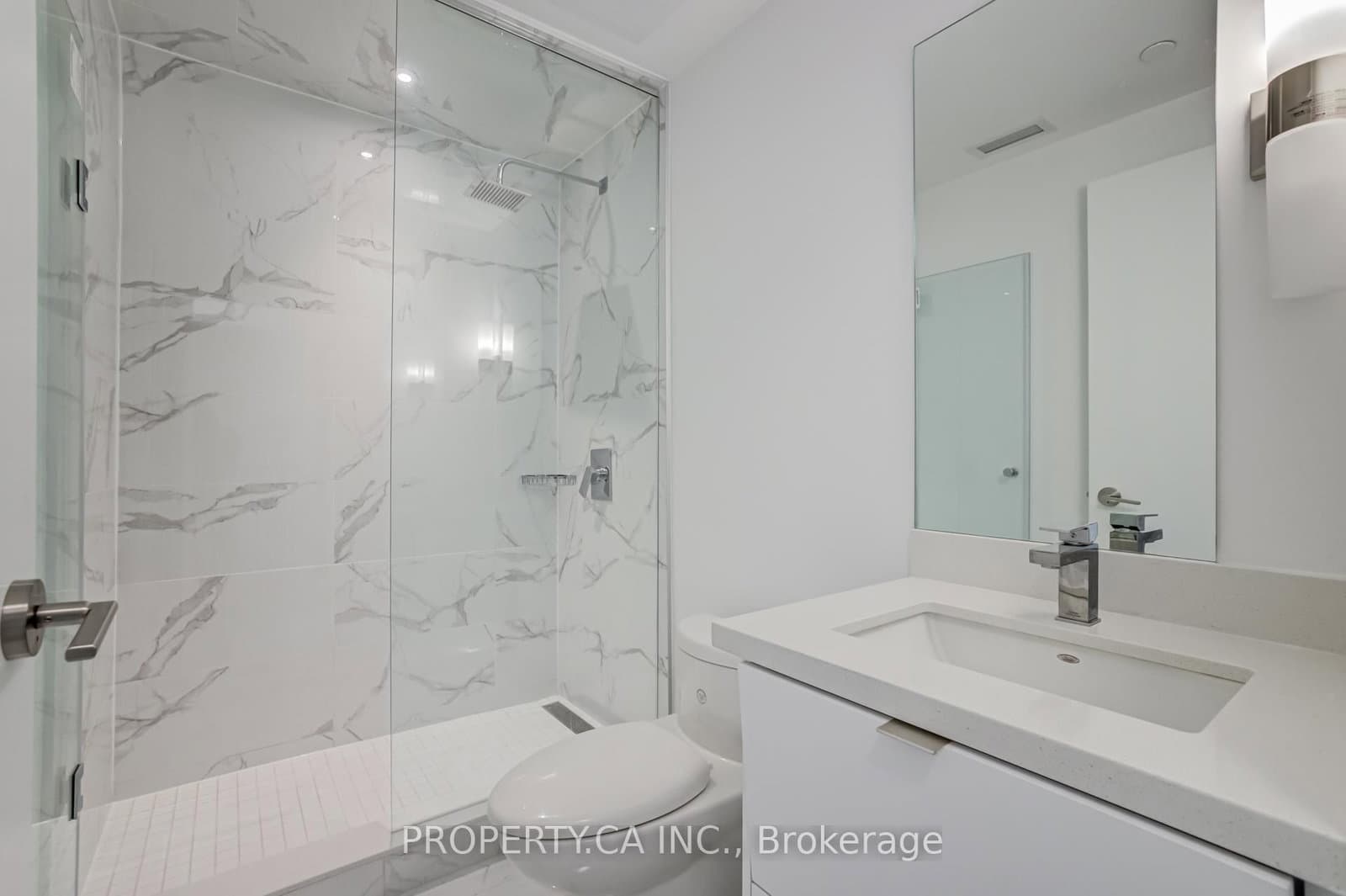 2 Teagarden Court N, Unit 102 thumbnail 19