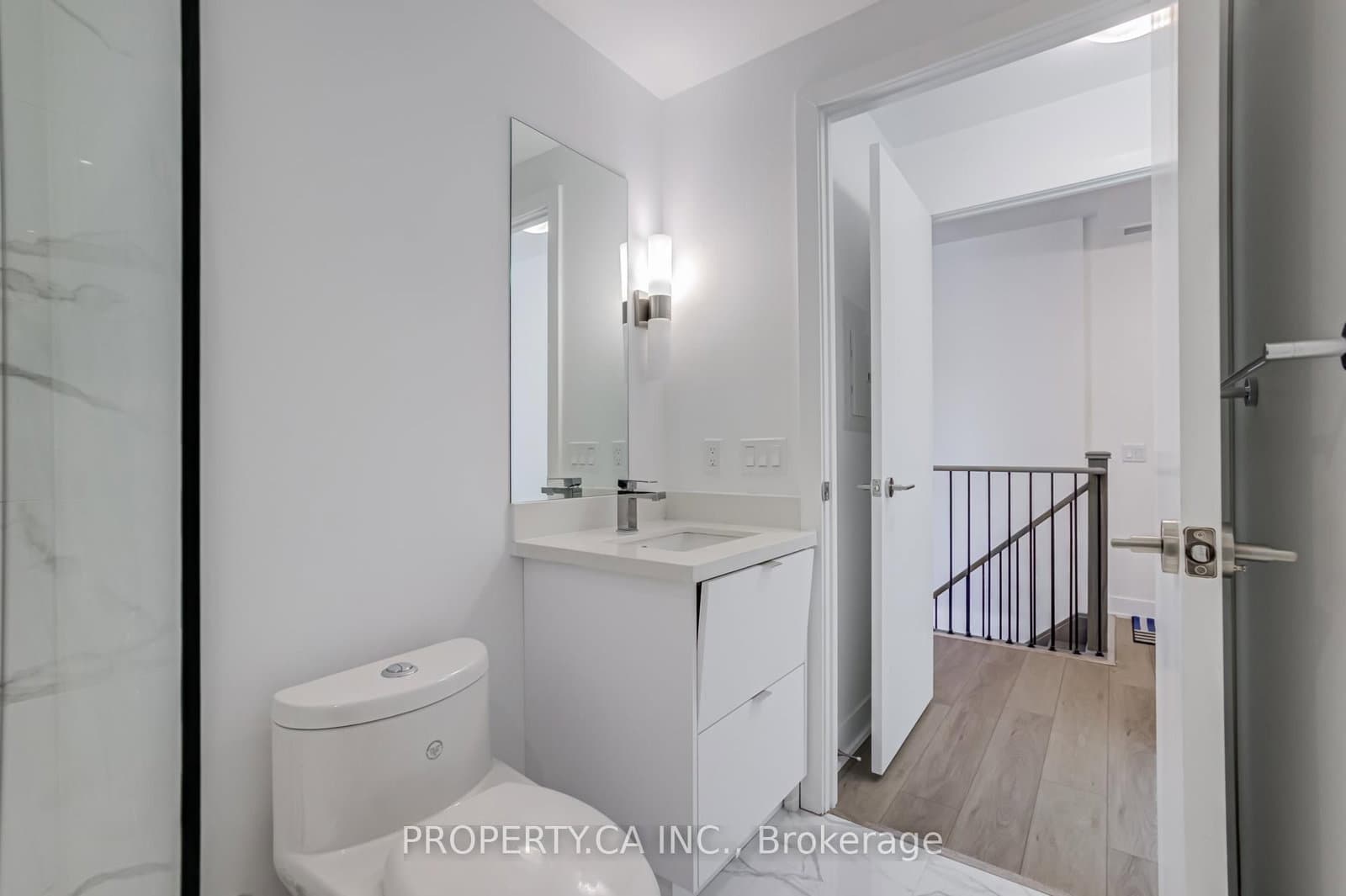 2 Teagarden Court N, Unit 102 thumbnail 20