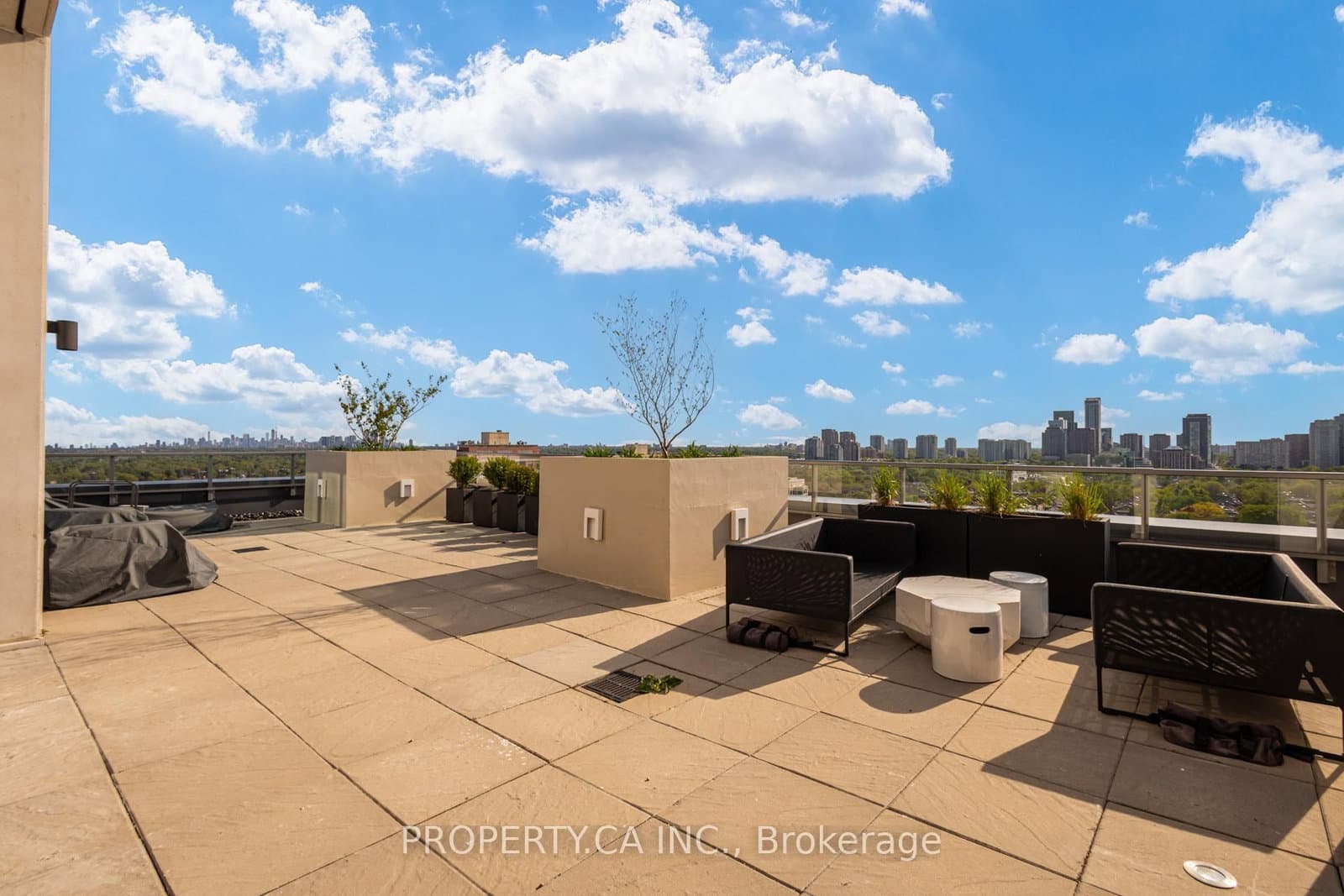 2 Teagarden Court N, Unit 102 thumbnail 35