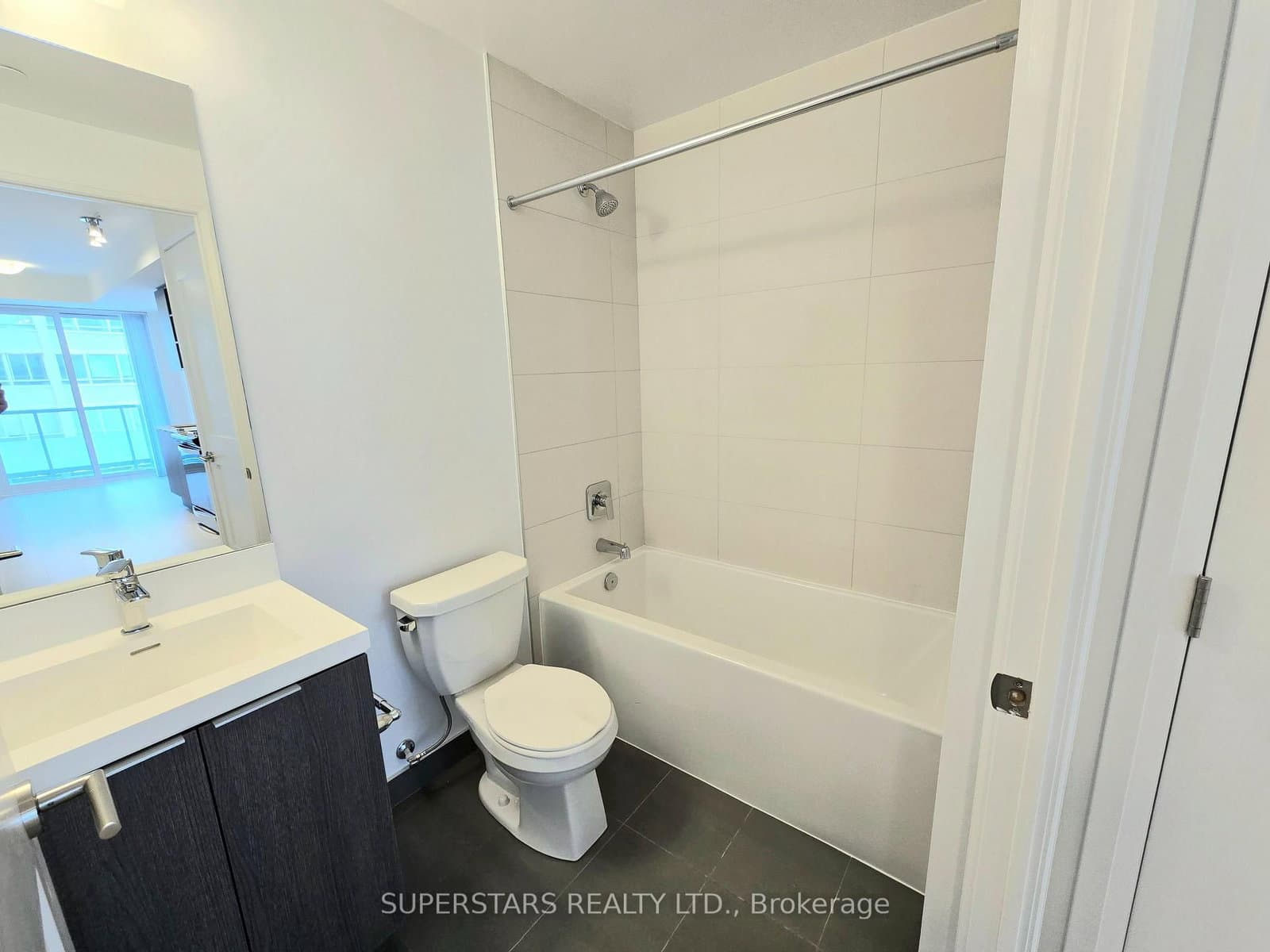 50 Dunfield Avenue, Unit 814 thumbnail 14