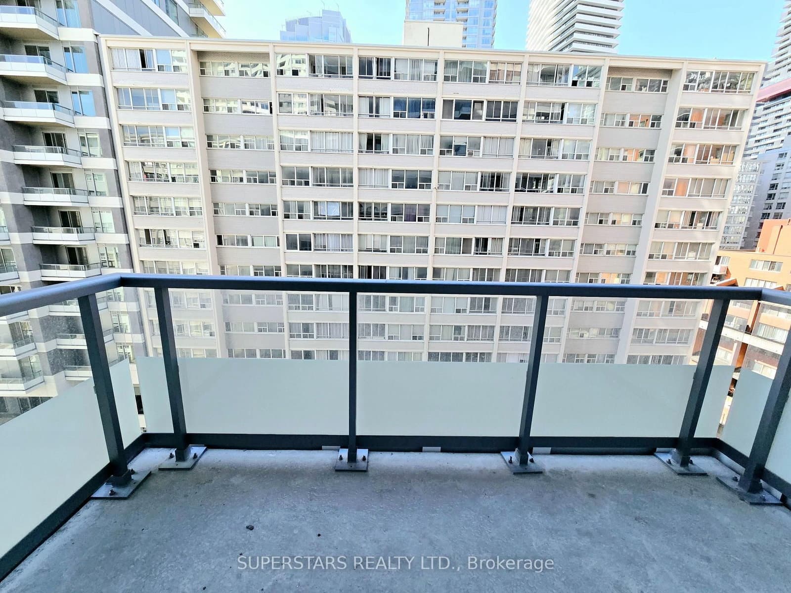 50 Dunfield Avenue, Unit 814 thumbnail 19