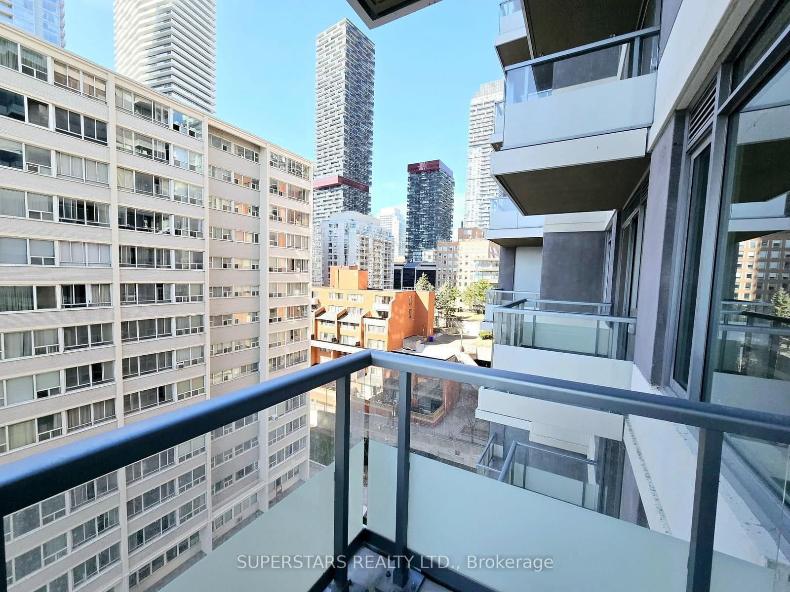 50 Dunfield Avenue, Unit 814 thumbnail 21