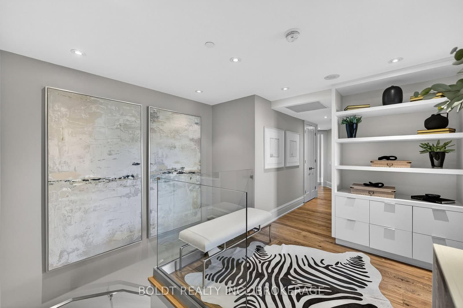 181 Davenport Road, Unit 702 thumbnail 22