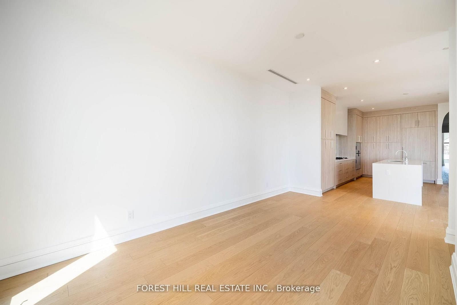 2010 Bathurst Street, Unit 6A thumbnail 10