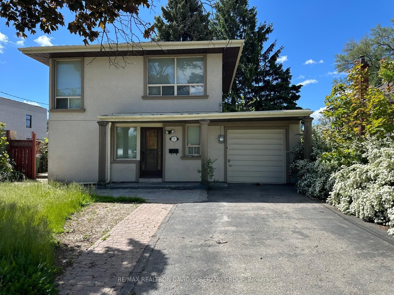 7 Cadillac Avenue - Image 1