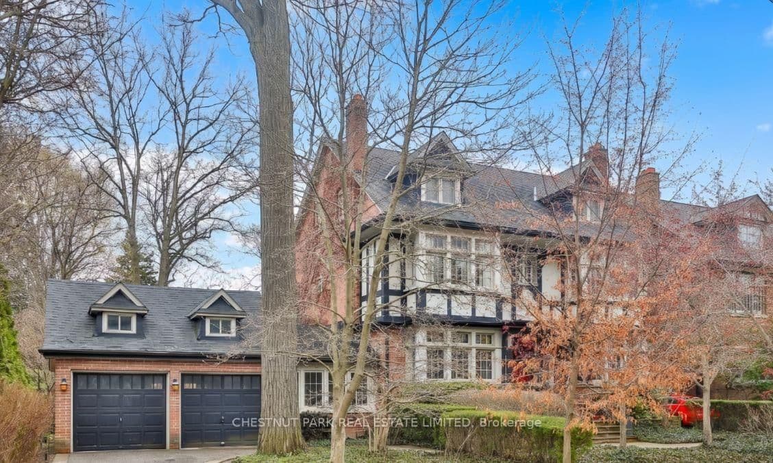 127 Roxborough Drive thumbnail 3