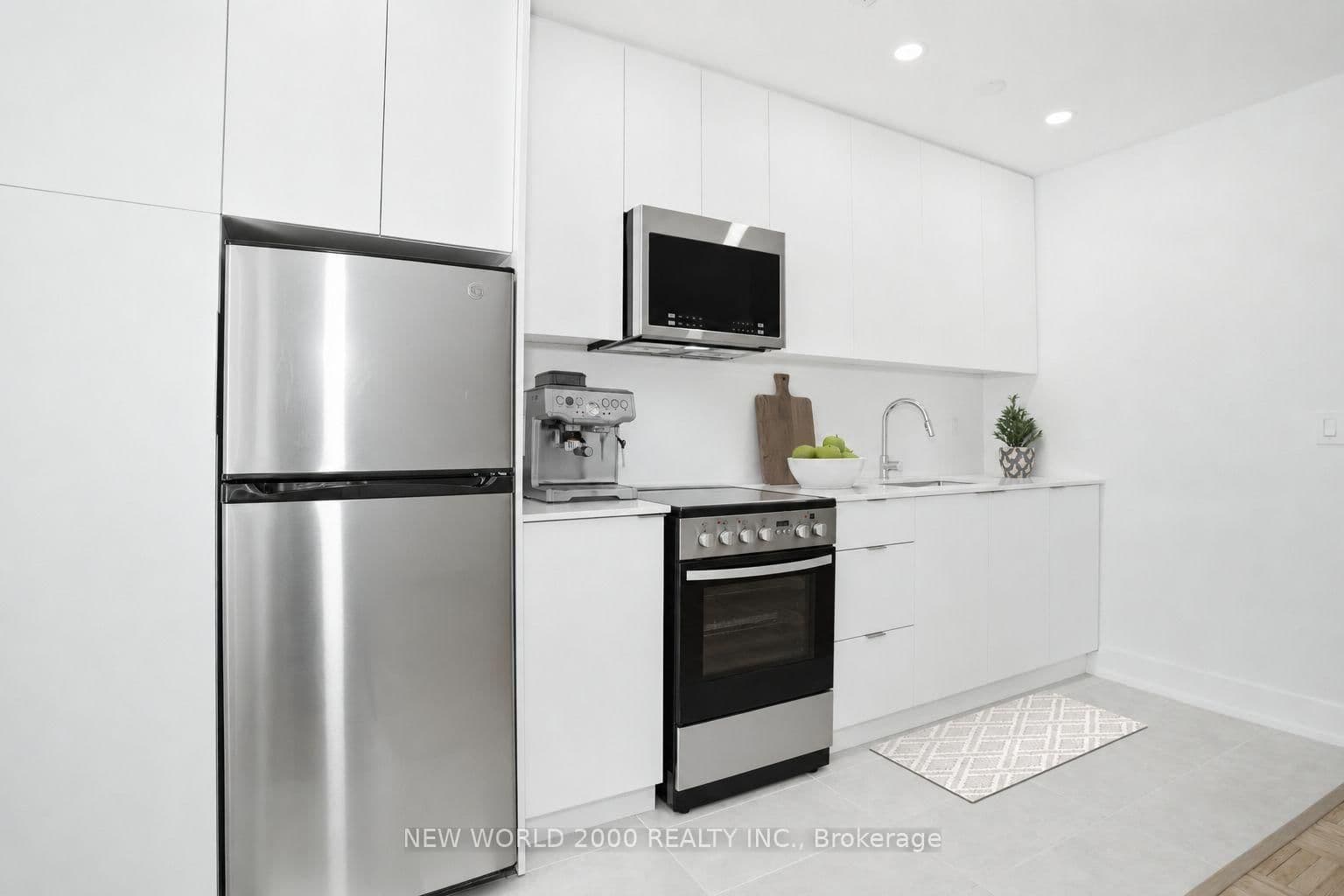 49 Glen Elm Avenue, Unit 117 - Image 1