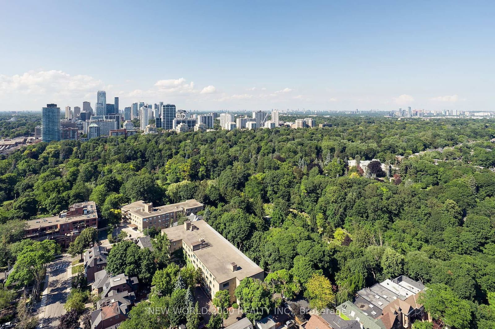 49 Glen Elm Avenue, Unit 117 thumbnail 8