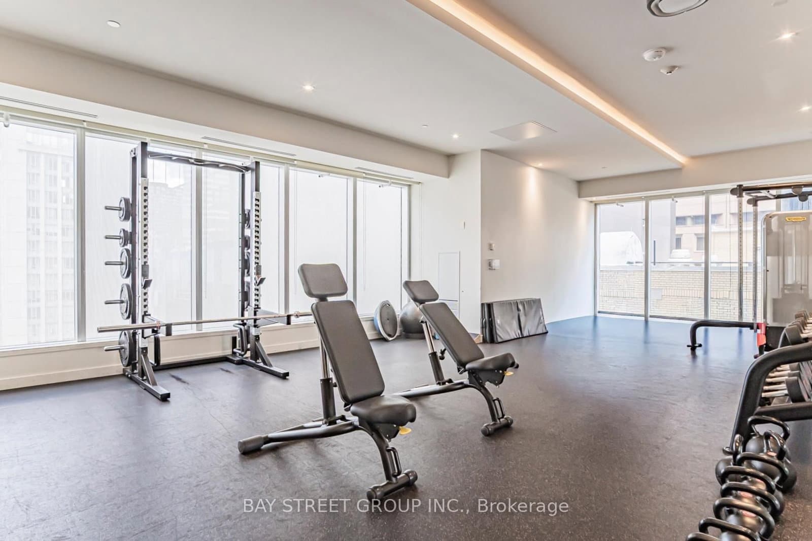 197 Yonge Street, Unit 2204 thumbnail 22