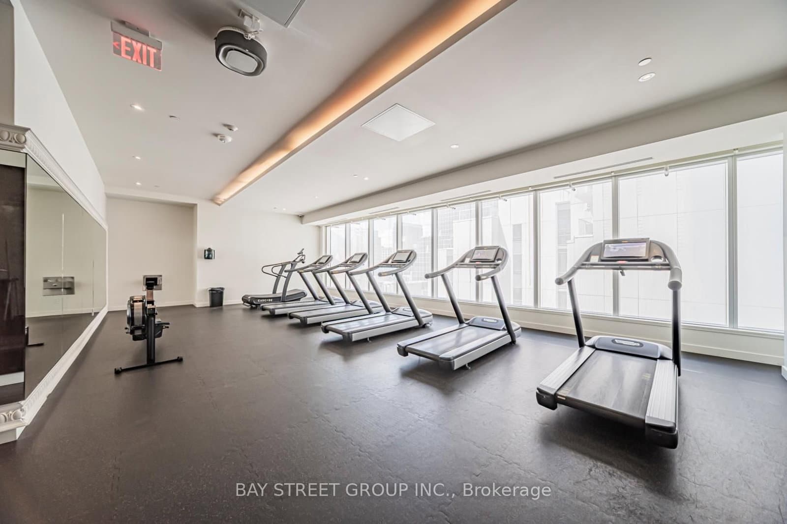 197 Yonge Street, Unit 2204 thumbnail 24