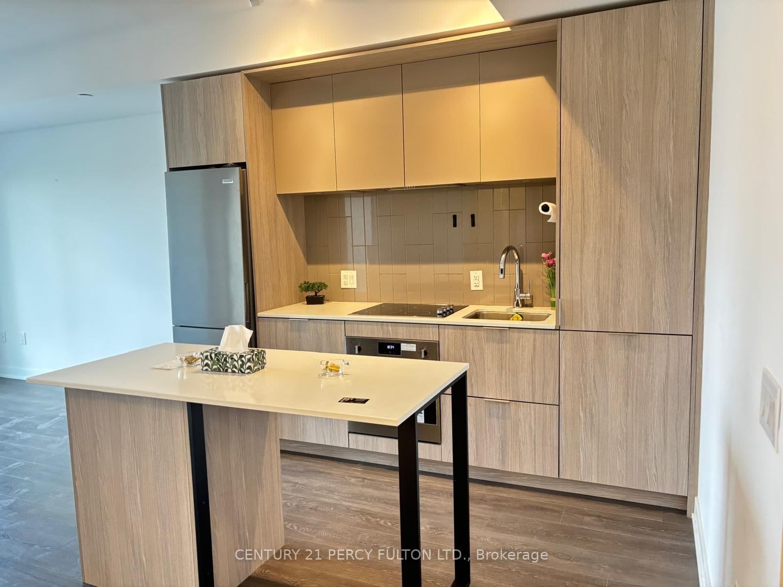 130 River Street E, Unit 501 thumbnail 14