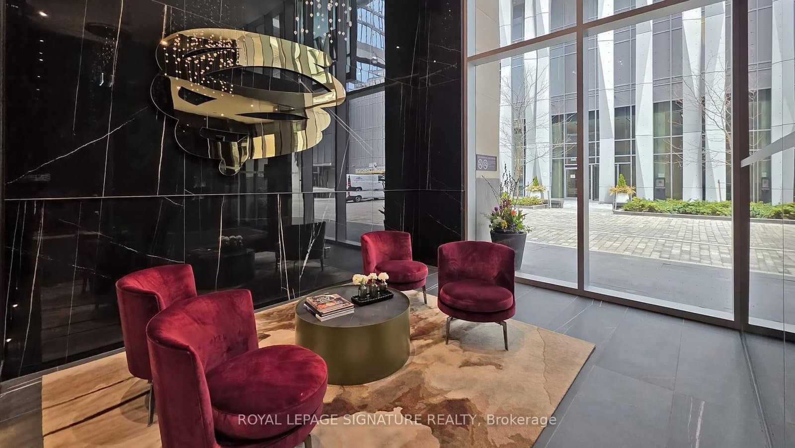 11 Yorkville Avenue, Unit 3602 thumbnail 12