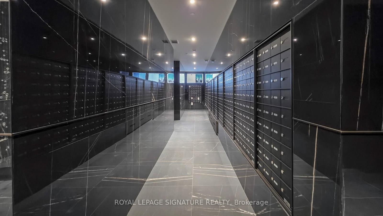 11 Yorkville Avenue, Unit 3602 thumbnail 17