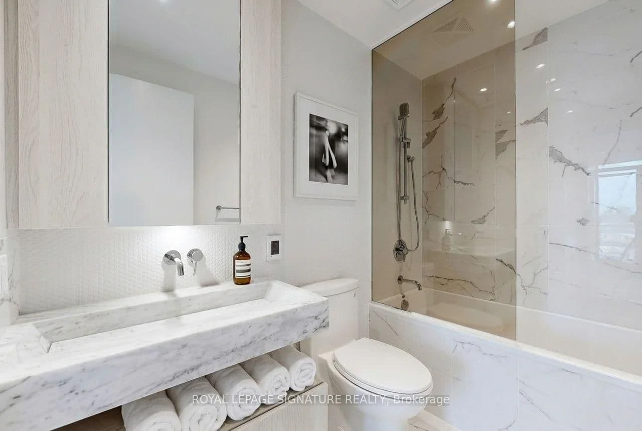 11 Yorkville Avenue, Unit 3602 thumbnail 5