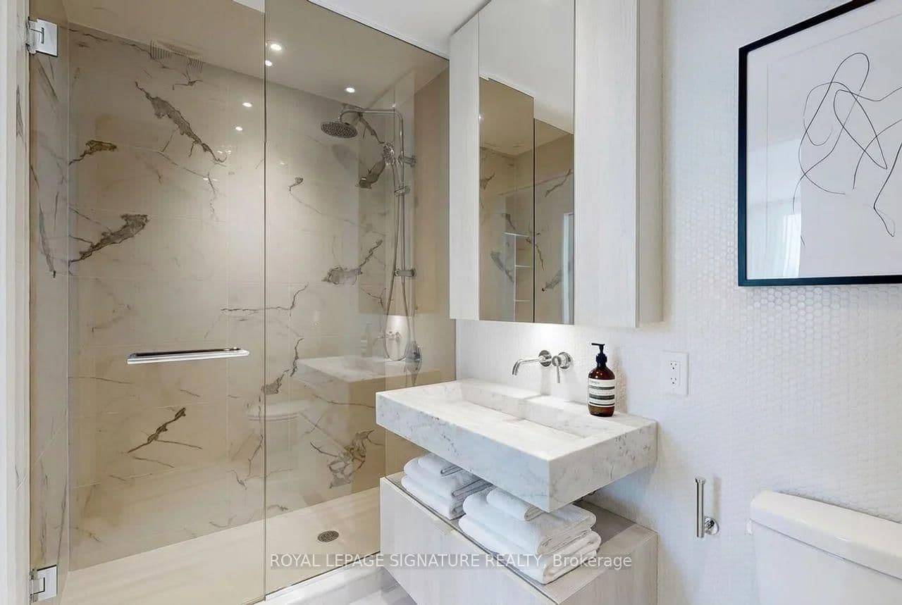 11 Yorkville Avenue, Unit 3602 thumbnail 7