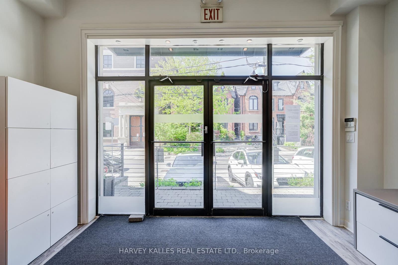 275 MacPherson Avenue, Unit 109 thumbnail 10