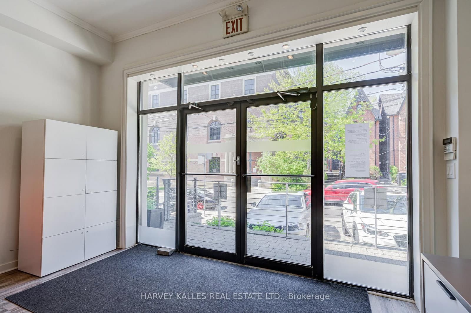 275 MacPherson Avenue, Unit 109 thumbnail 11