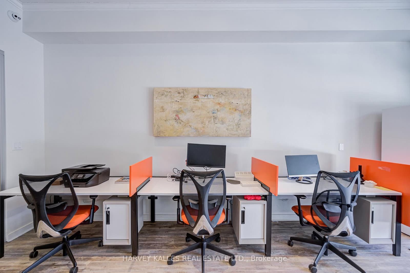 275 MacPherson Avenue, Unit 109 thumbnail 18