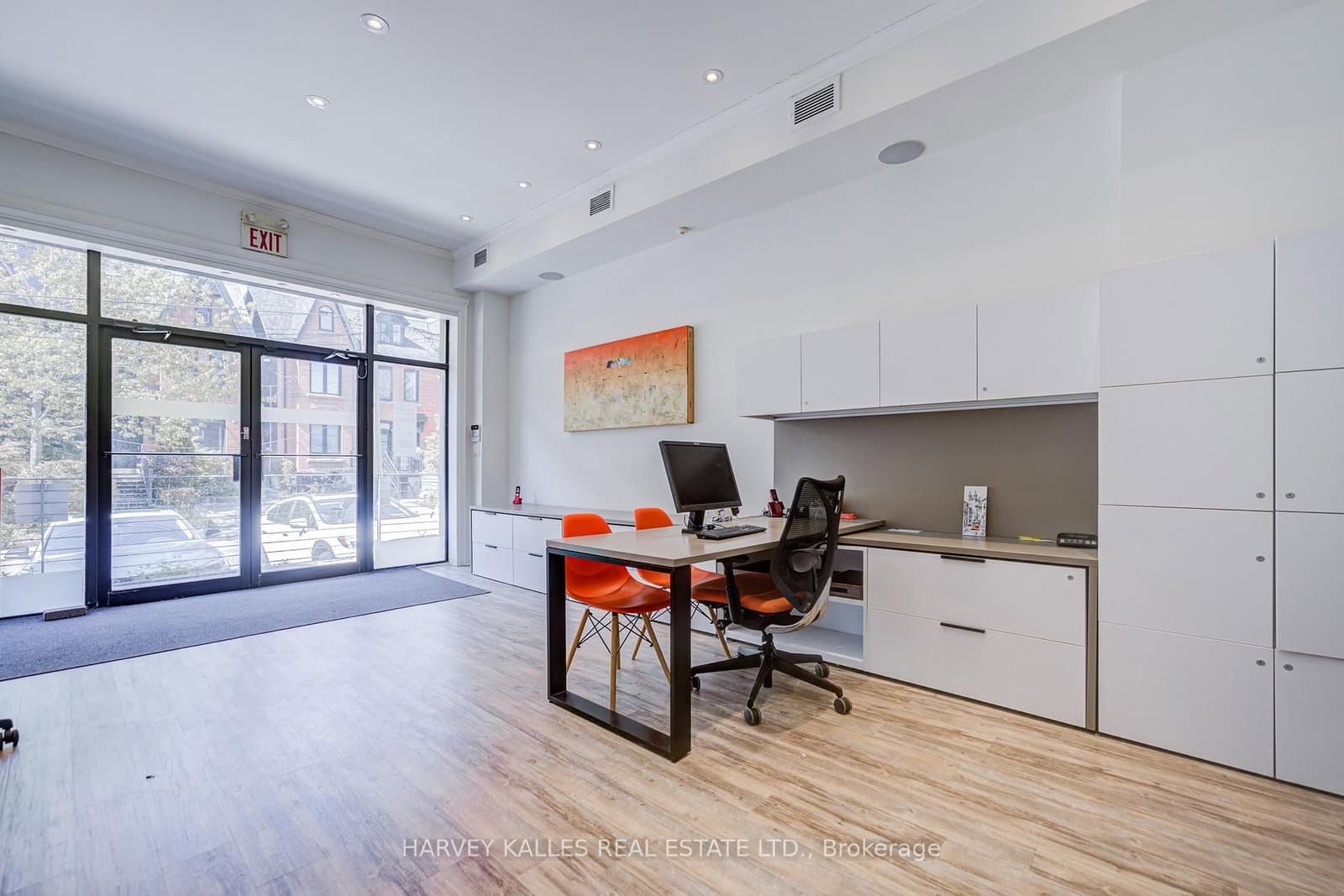 275 MacPherson Avenue, Unit 109 thumbnail 20