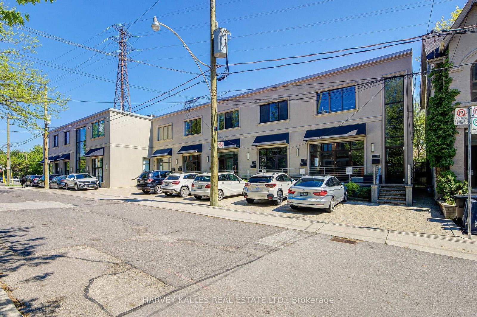 275 MacPherson Avenue, Unit 109 thumbnail 4