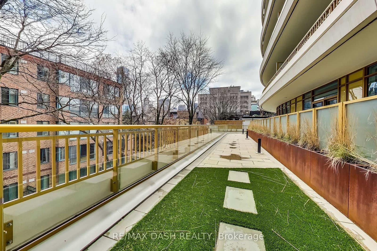 151 Avenue Road, Unit 501 thumbnail 24
