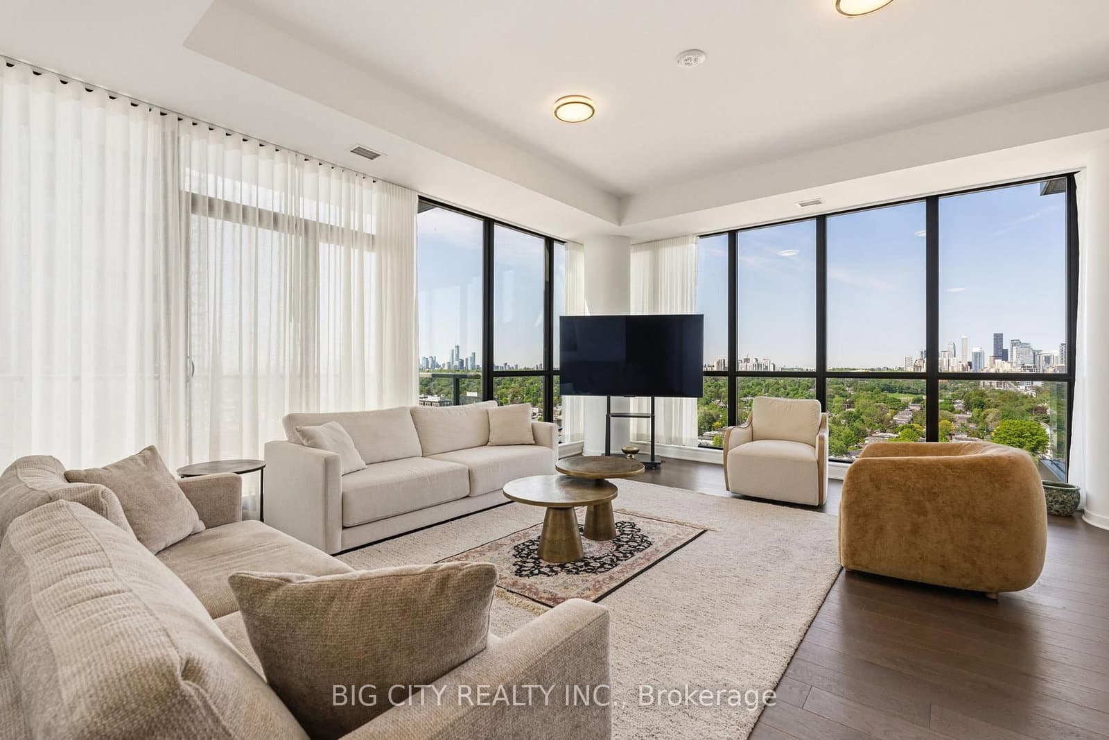 33 Frederick Todd Way, Unit 2002 thumbnail 14