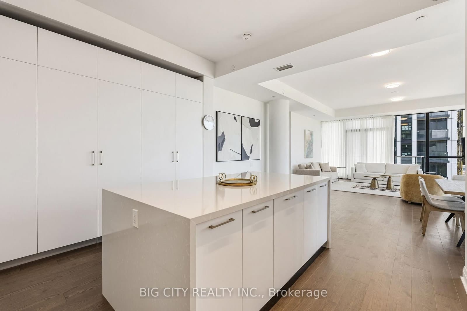 33 Frederick Todd Way, Unit 2002 thumbnail 23