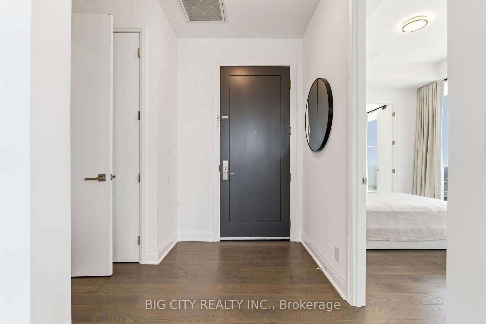 33 Frederick Todd Way, Unit 2002 thumbnail 6