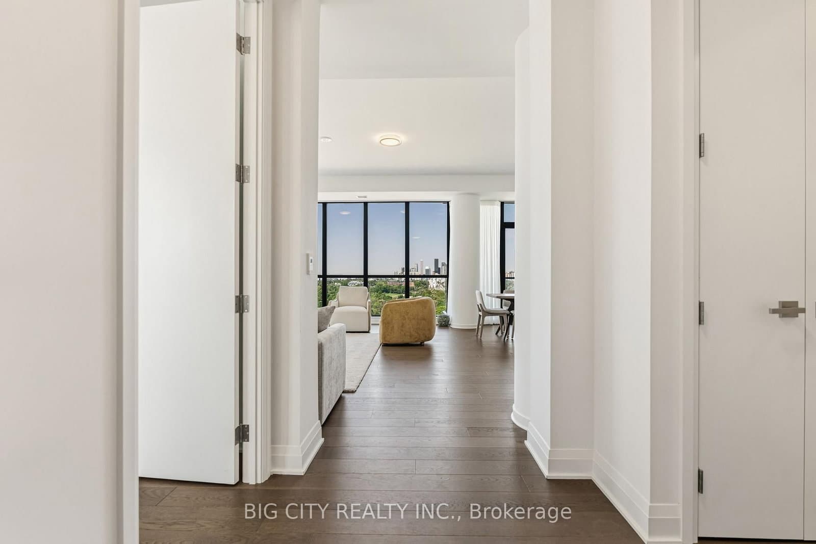 33 Frederick Todd Way, Unit 2002 thumbnail 7