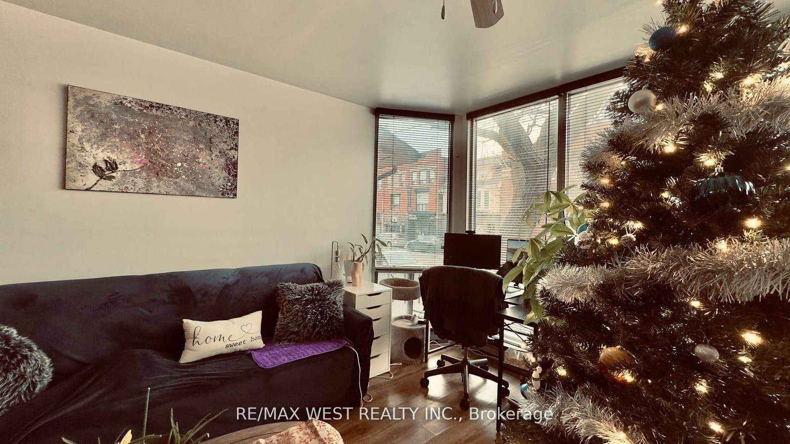 1061 Bathurst Street thumbnail 14
