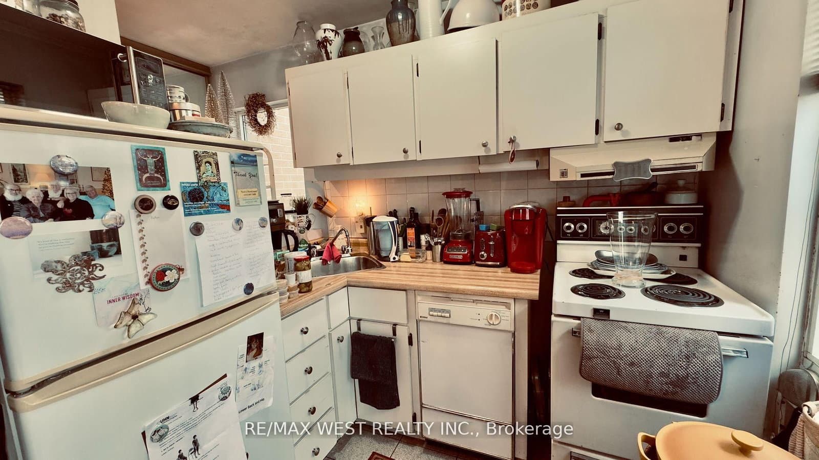 1061 Bathurst Street thumbnail 17