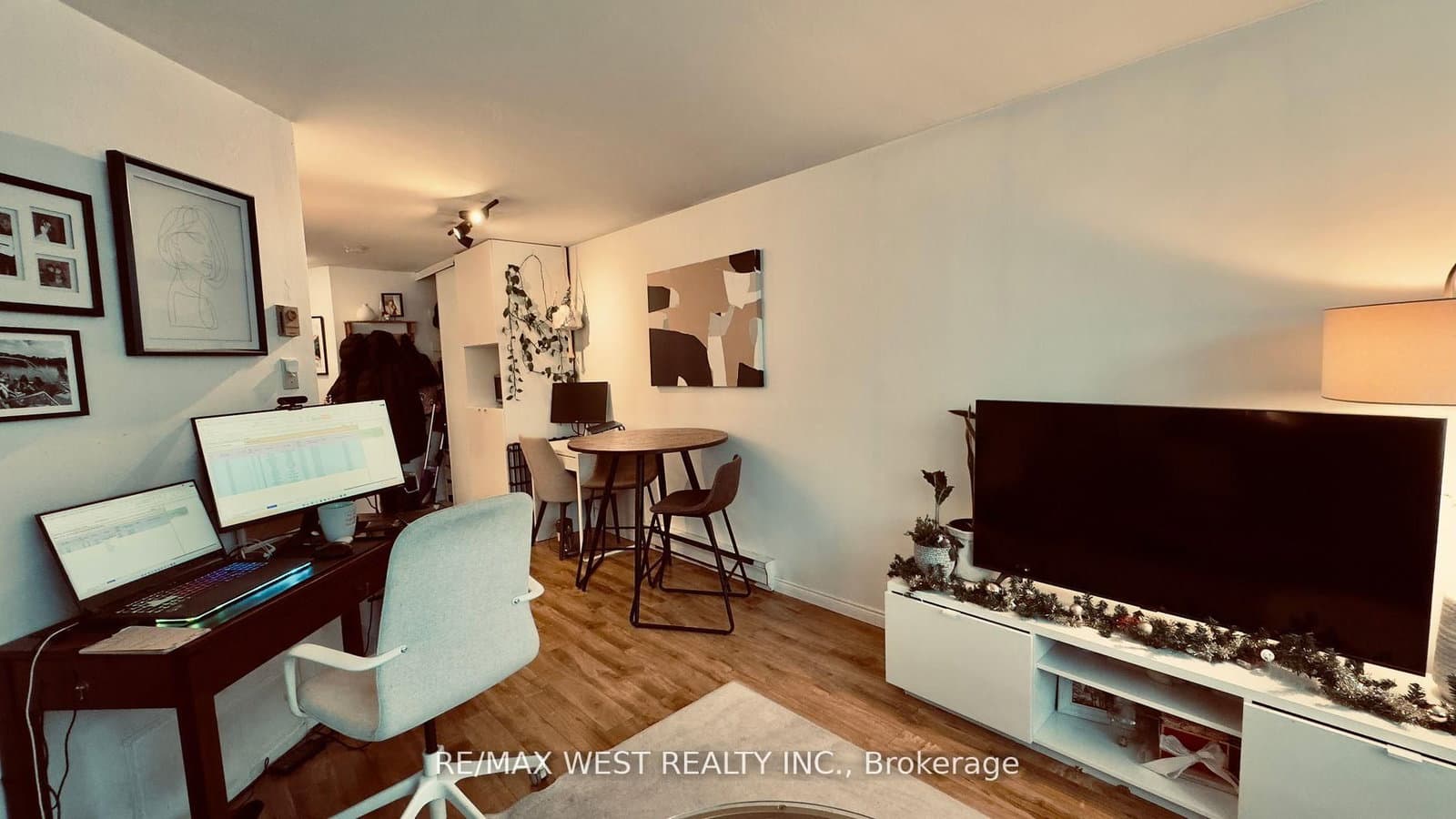1061 Bathurst Street thumbnail 13