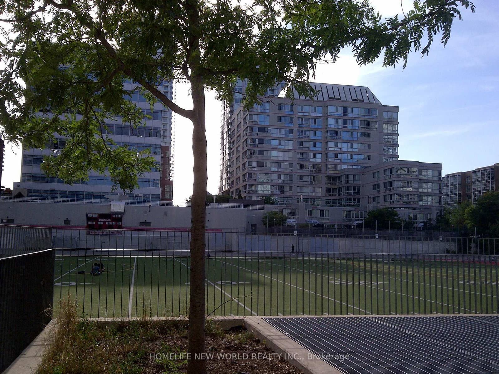 7 Broadway Avenue, Unit PH-F thumbnail 6