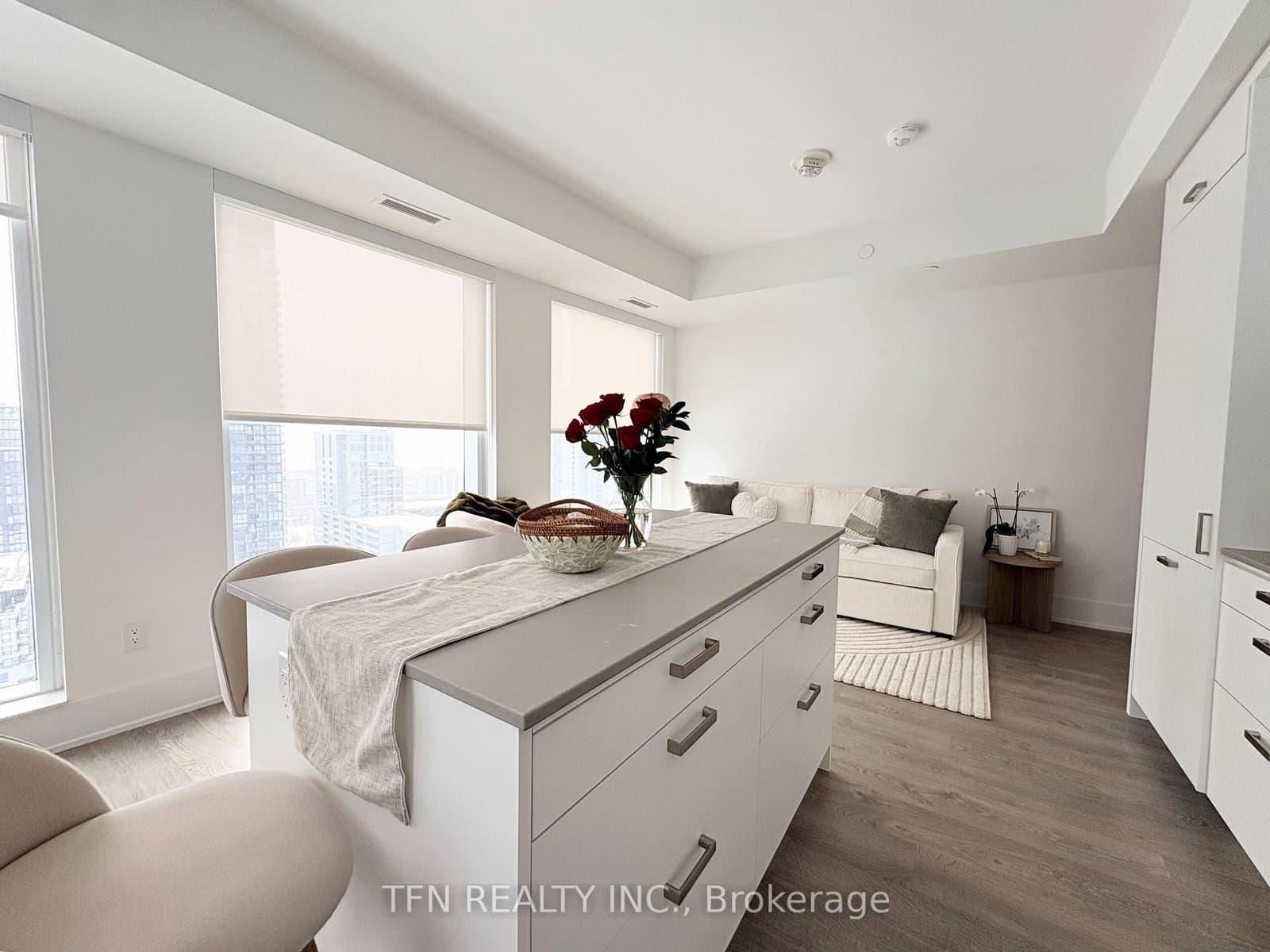 470 Front Street W, Unit 1412 thumbnail 11