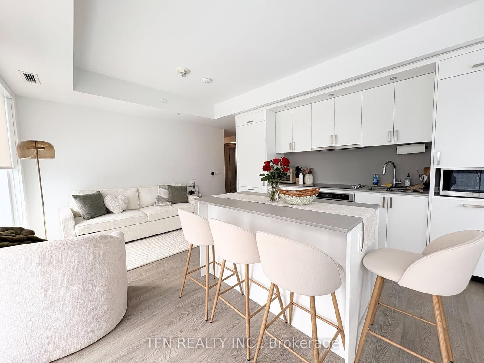 470 Front Street W, Unit 1412 thumbnail 13
