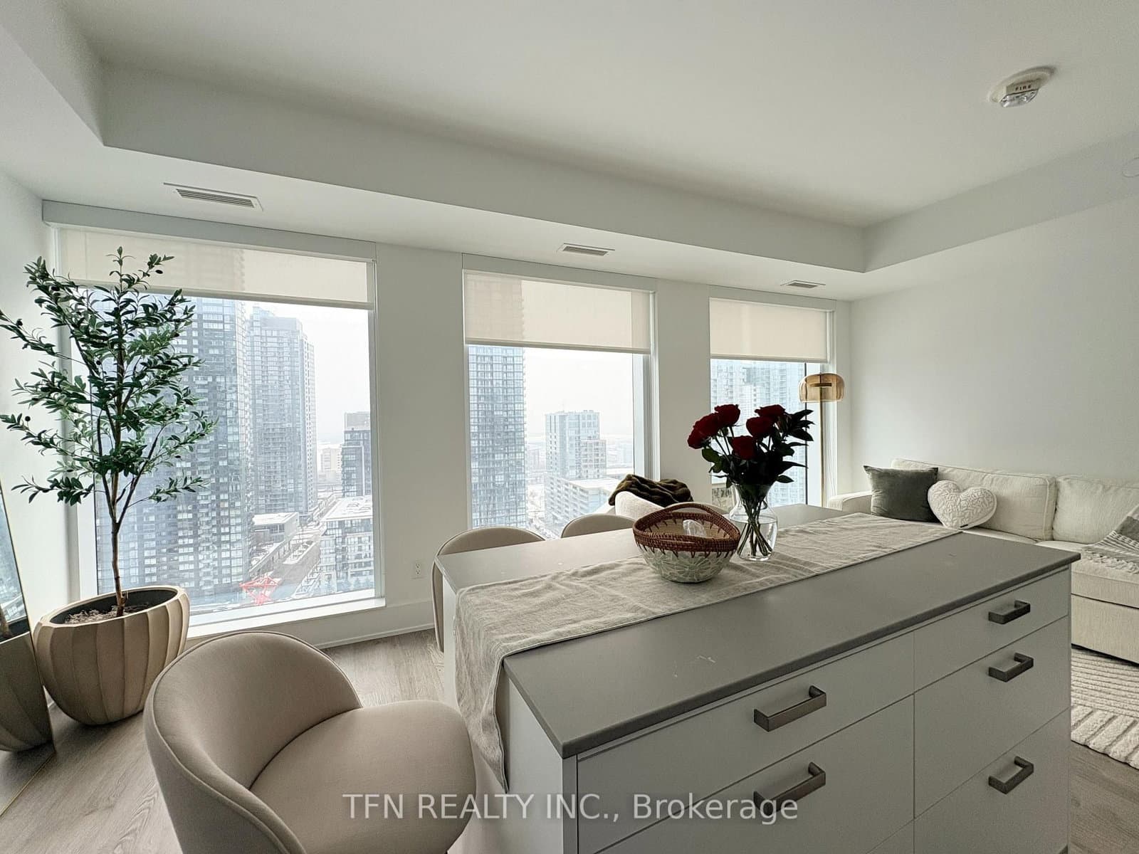 470 Front Street W, Unit 1412 thumbnail 14