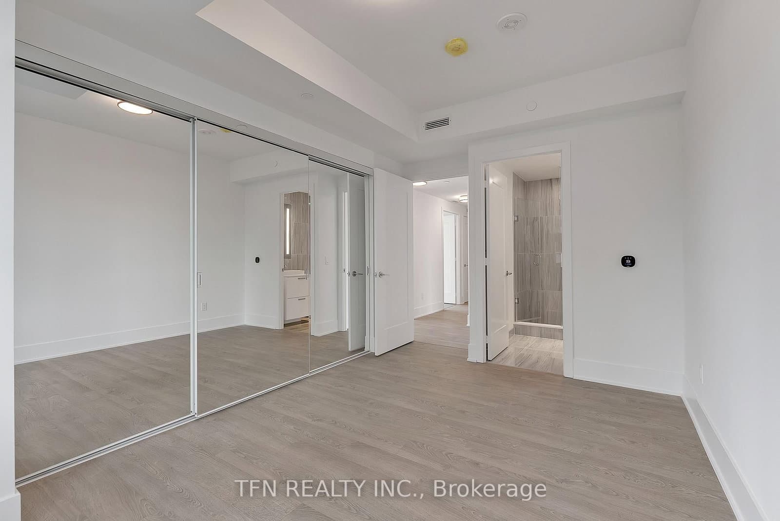 470 Front Street W, Unit 1412 thumbnail 21