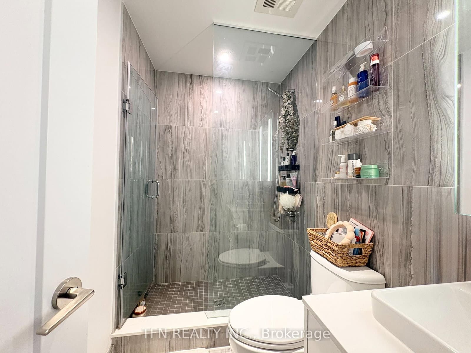 470 Front Street W, Unit 1412 thumbnail 23