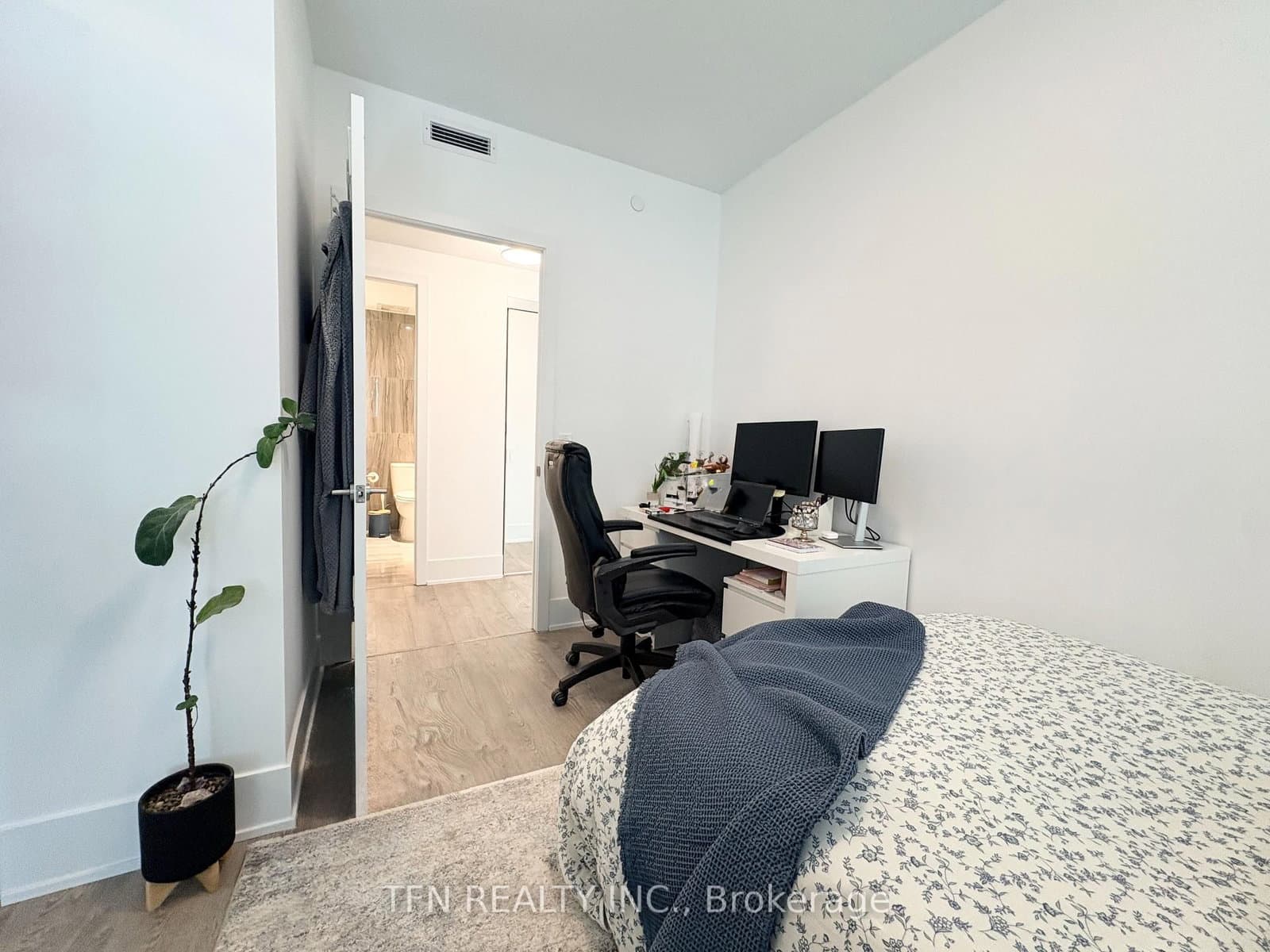 470 Front Street W, Unit 1412 thumbnail 30