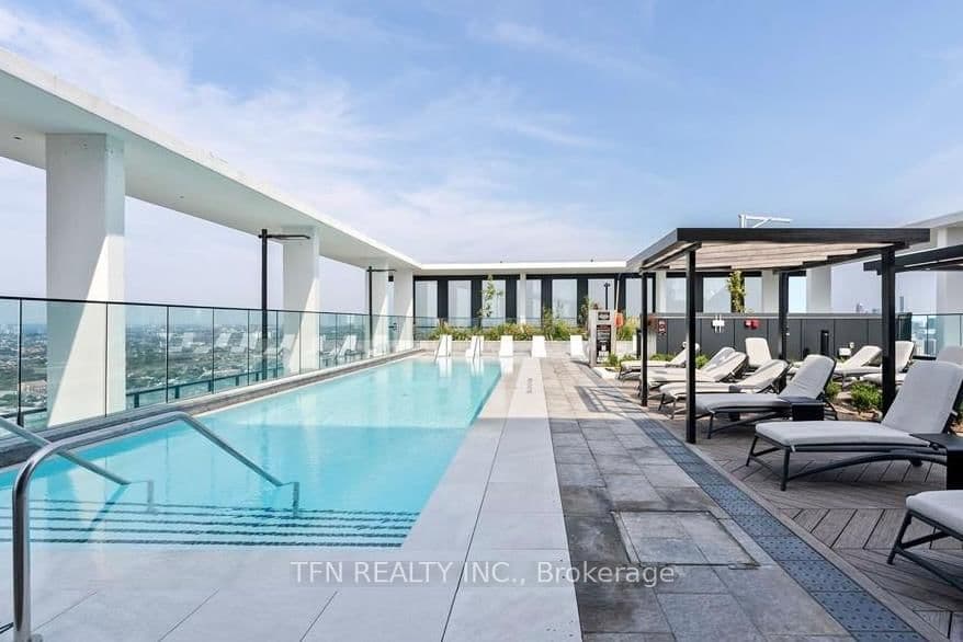 470 Front Street W, Unit 1412 thumbnail 35