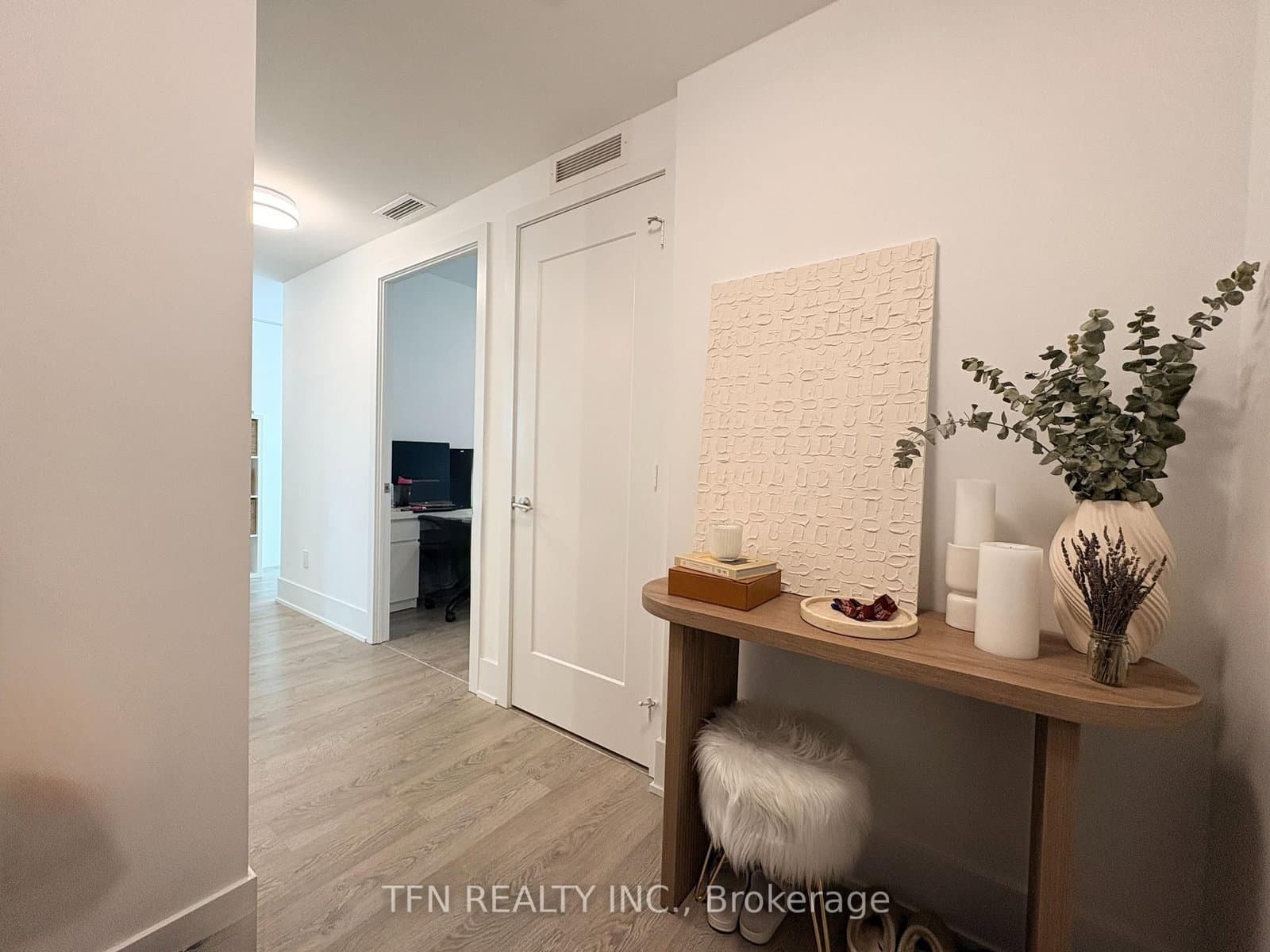470 Front Street W, Unit 1412 thumbnail 6