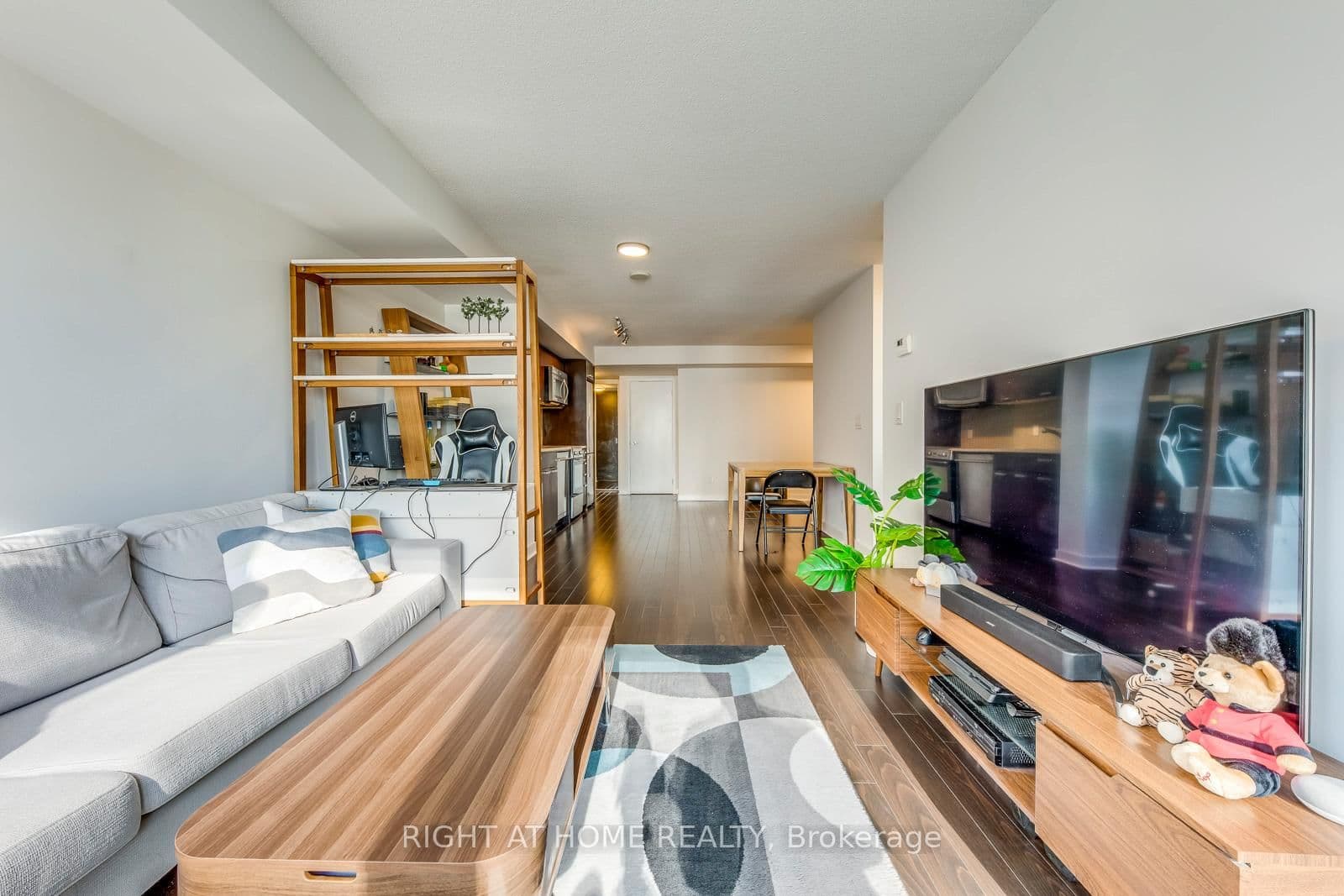 295 Adelaide Street W, Unit 1306 thumbnail 17