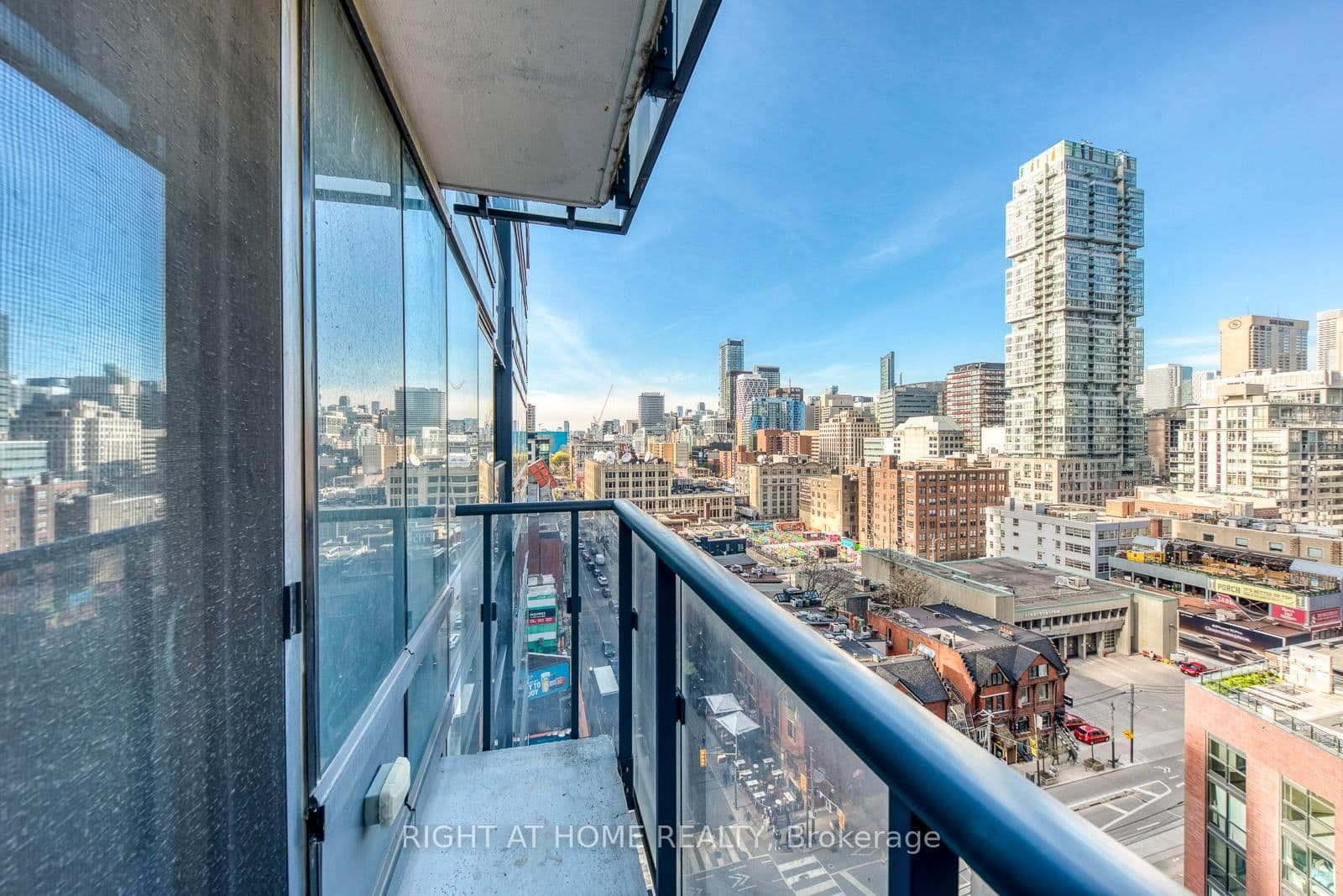 295 Adelaide Street W, Unit 1306 thumbnail 27
