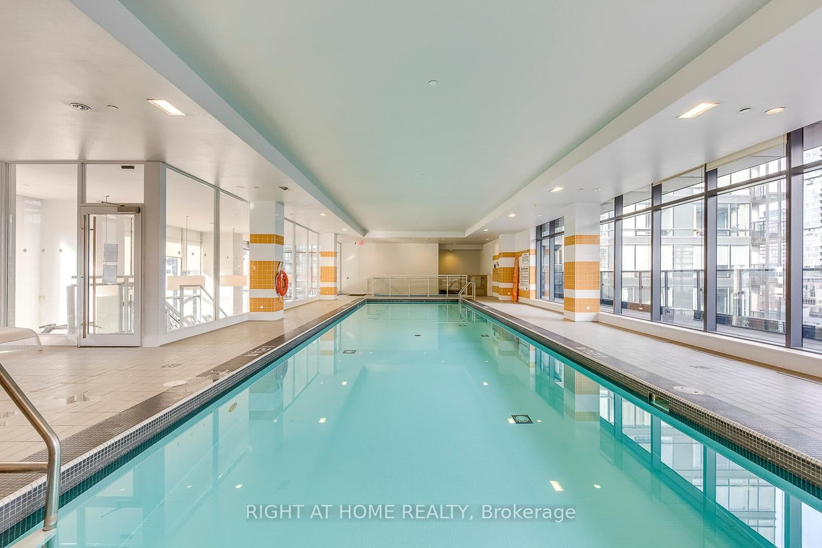 295 Adelaide Street W, Unit 1306 thumbnail 35